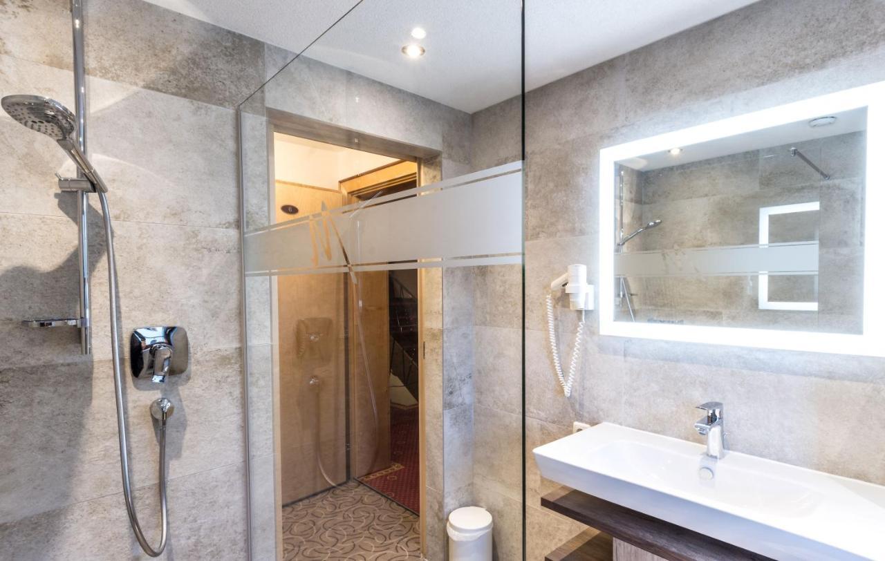 Hotel Grieserin Σανκτ Αντόν αμ Άλμπεργκ Εξωτερικό φωτογραφία
